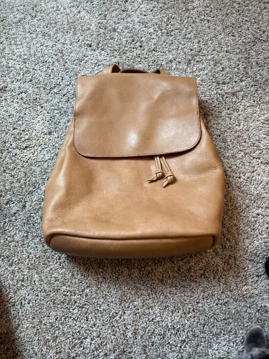 NISOLO leather backpack main image 4